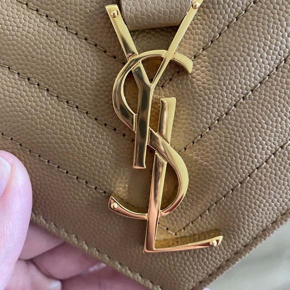 ❌TRADED❌BNWT Medium Envelope triquilt - Picture 12 of 15